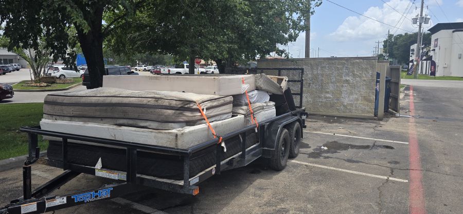 Mattress and furniture removal